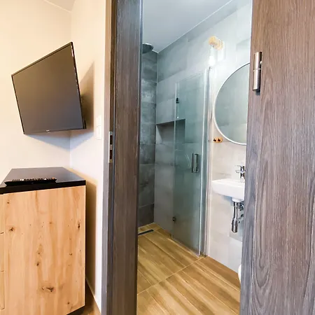 Pod Czworka 3*