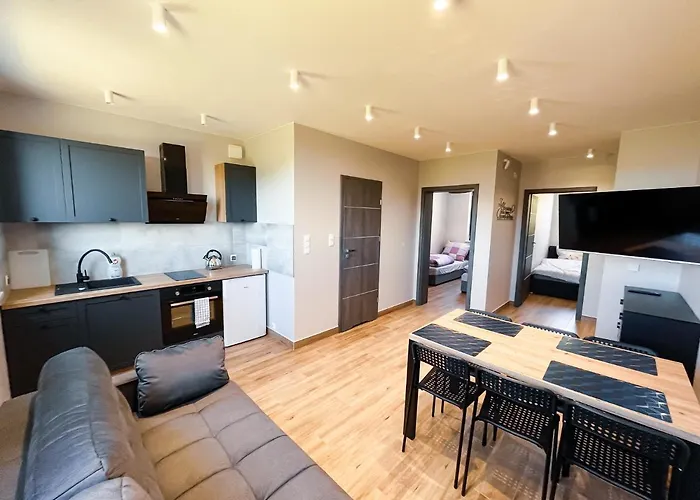 Πανσιόν Pod Czworka 3*